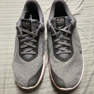 Nike Flex Experience tennis shoes
